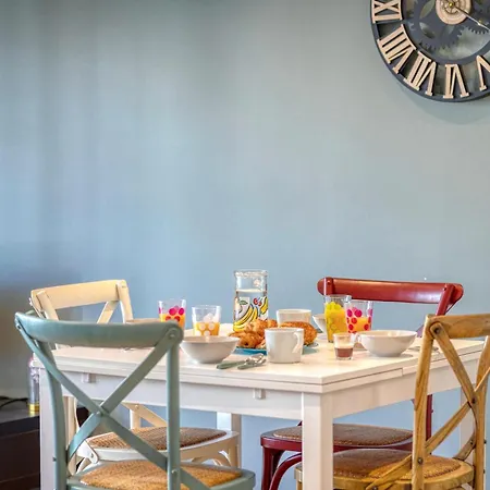 Le Marianne - Gem - Gare - Garage Apartment *