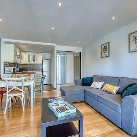 Le Marianne - Gem - Gare - Garage Apartment *